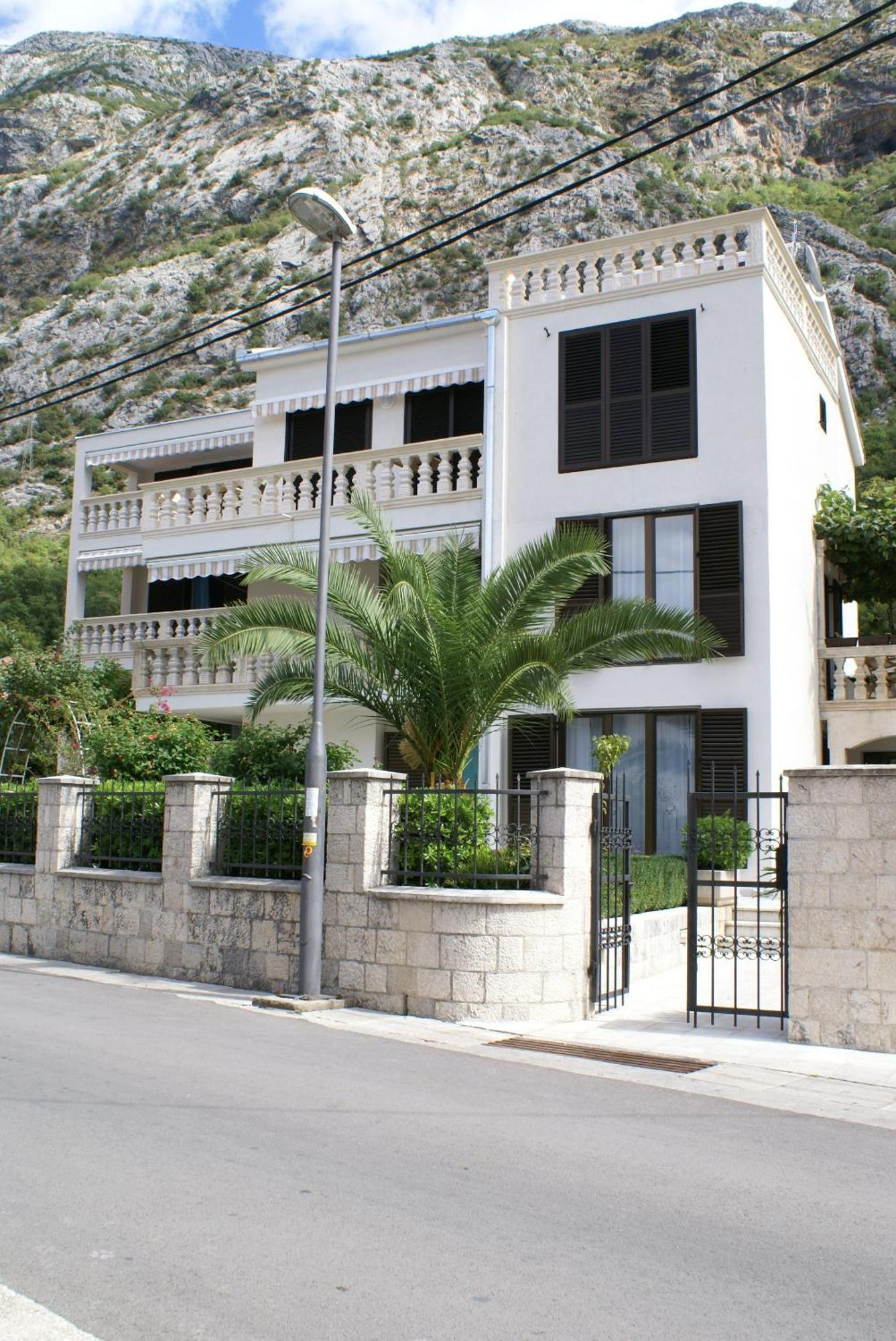Apartments Radulovic Kotor Zewnętrze zdjęcie